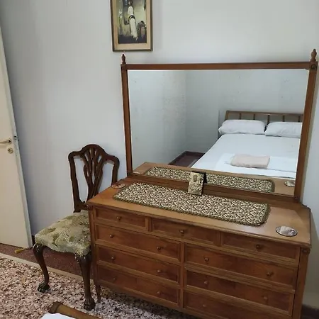 Apartment Lemon Near To Pireaus Port *